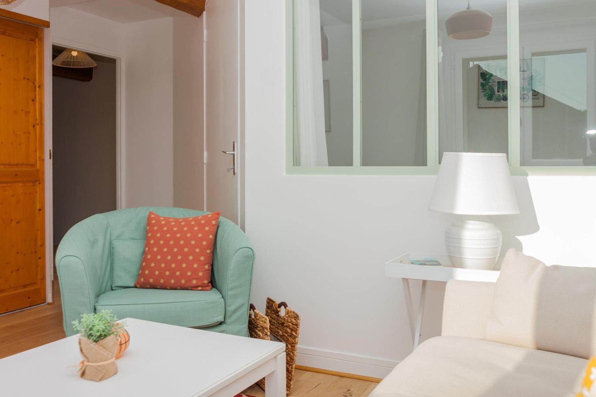 Gîtes Isatis Arbonne Extérieur photo